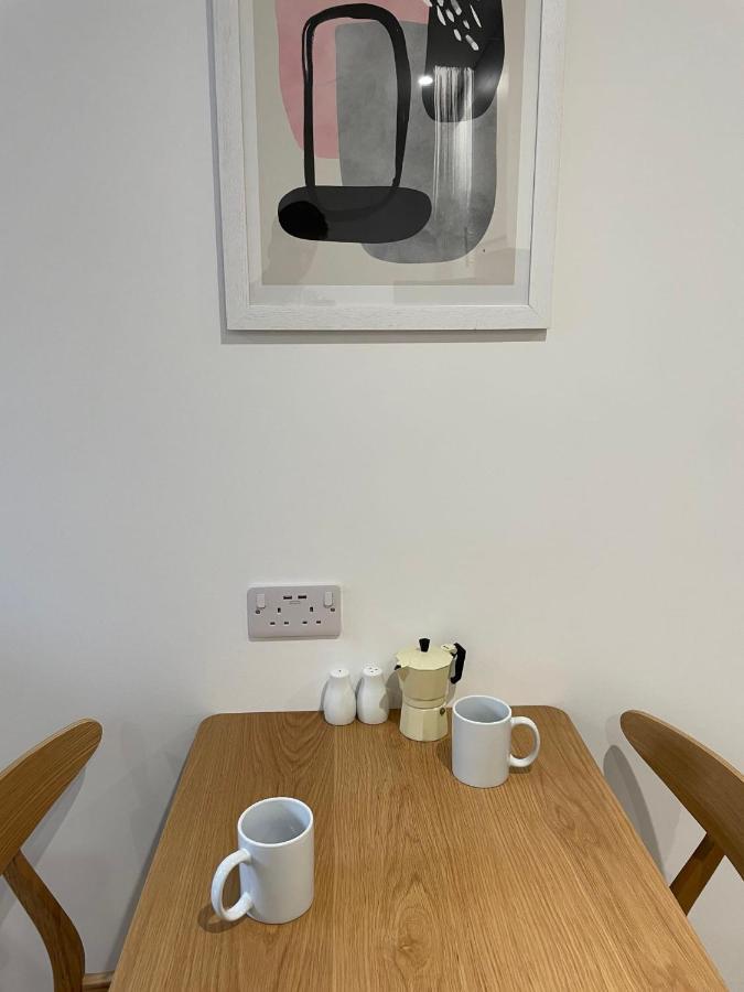 Chic Apartments And Studios At The Point In 애버딘 외부 사진
