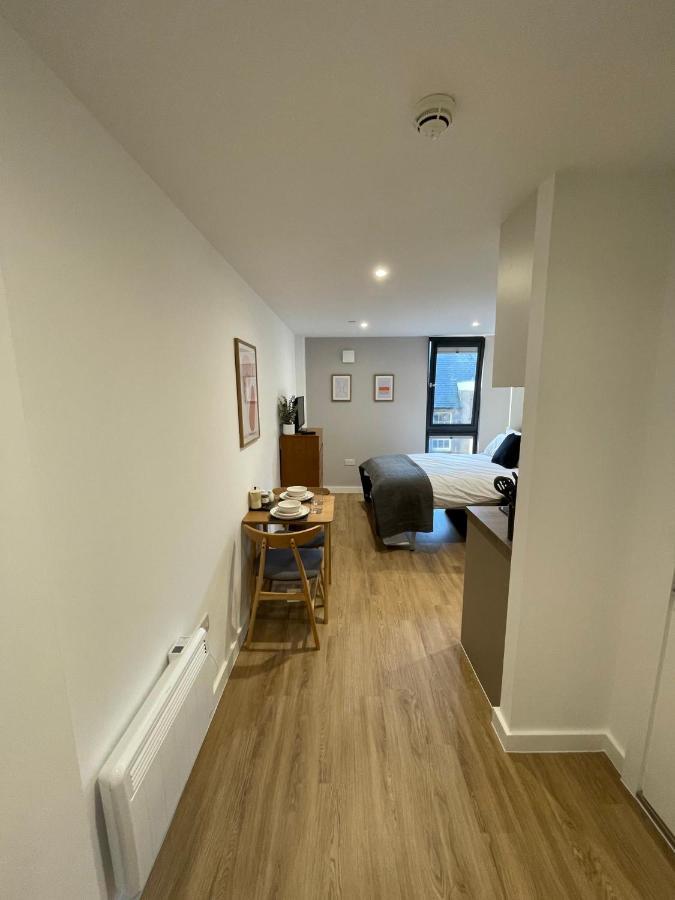 Chic Apartments And Studios At The Point In 애버딘 외부 사진