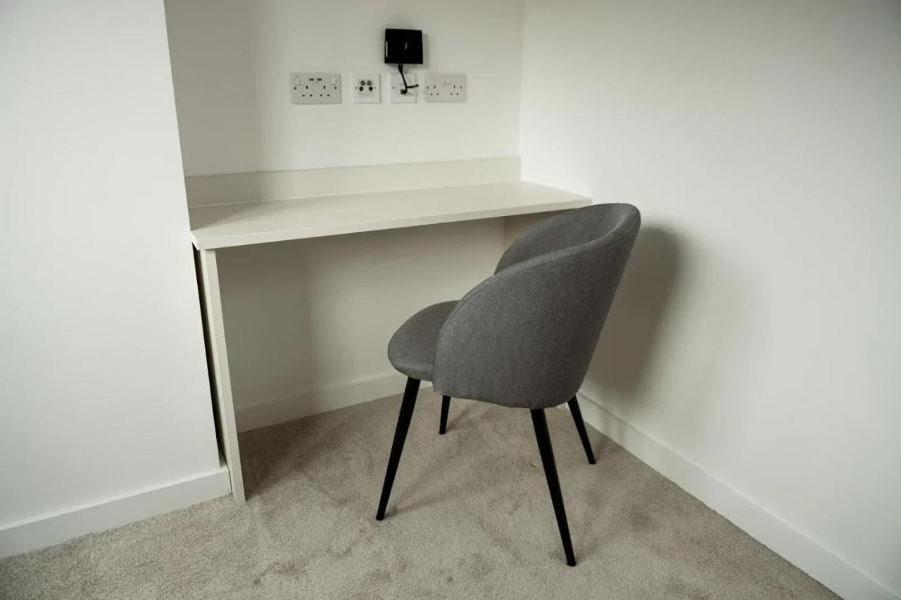 Chic Apartments And Studios At The Point In 애버딘 외부 사진