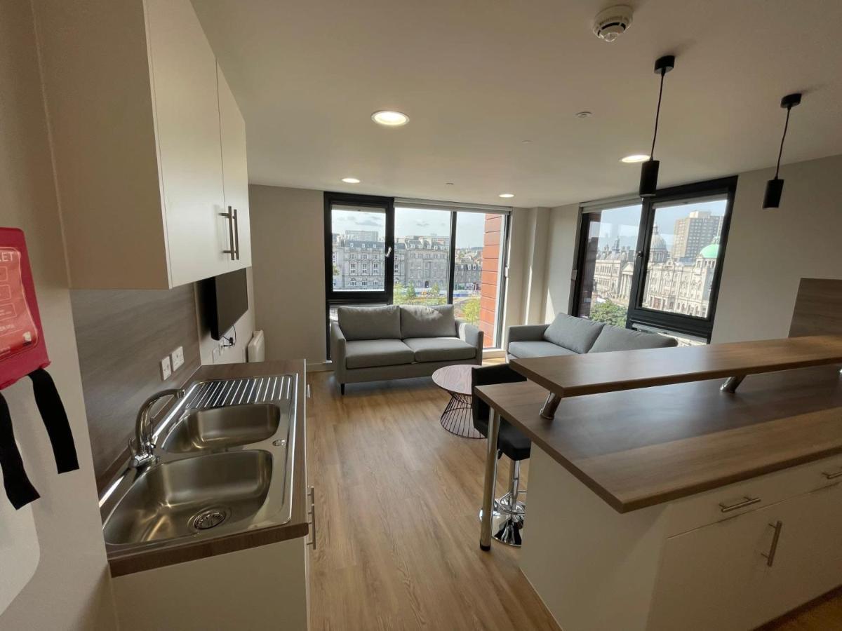 Chic Apartments And Studios At The Point In 애버딘 외부 사진